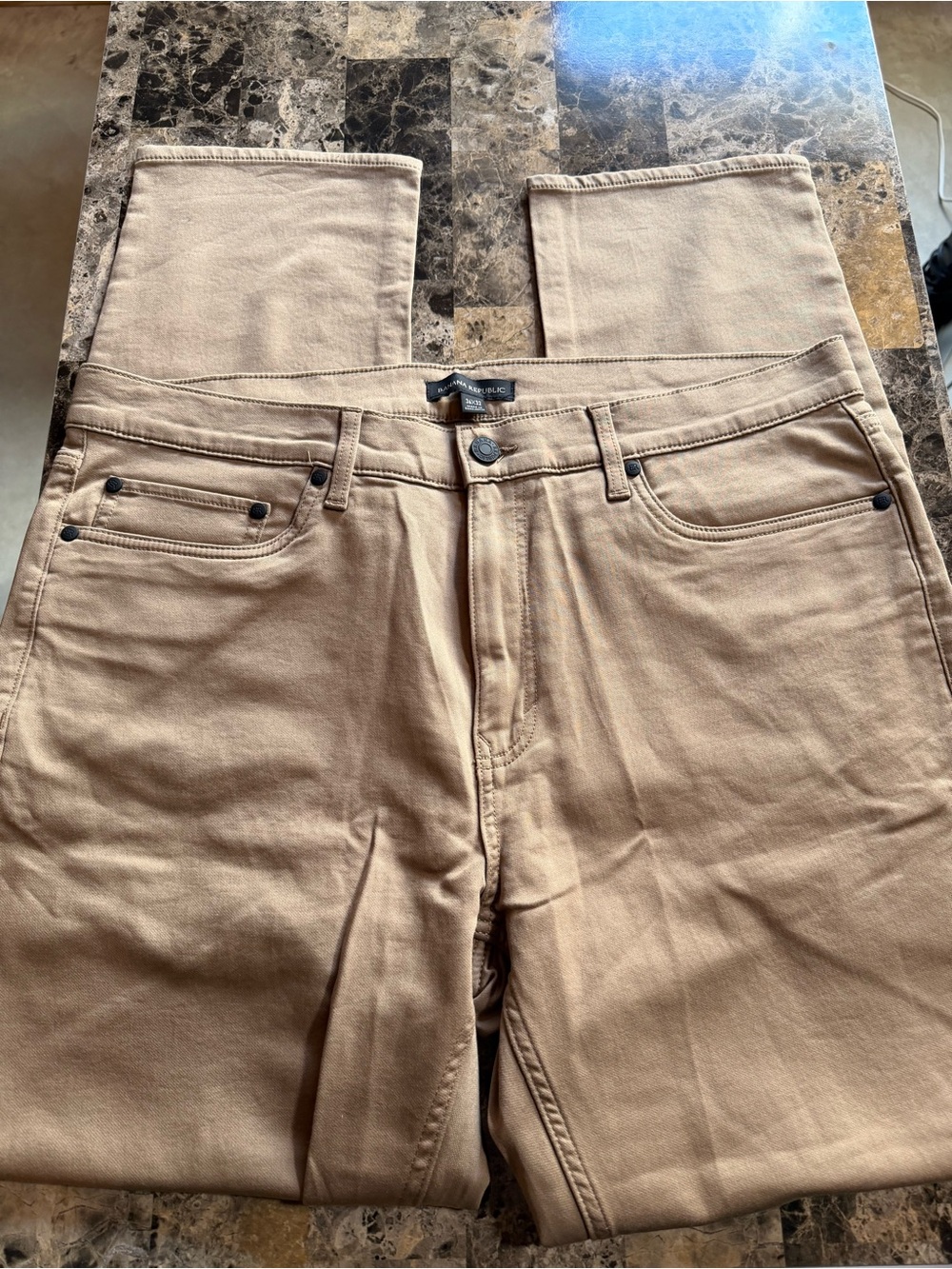 Banana Republic Men’s Khaki Jeans 36x32 NWOT